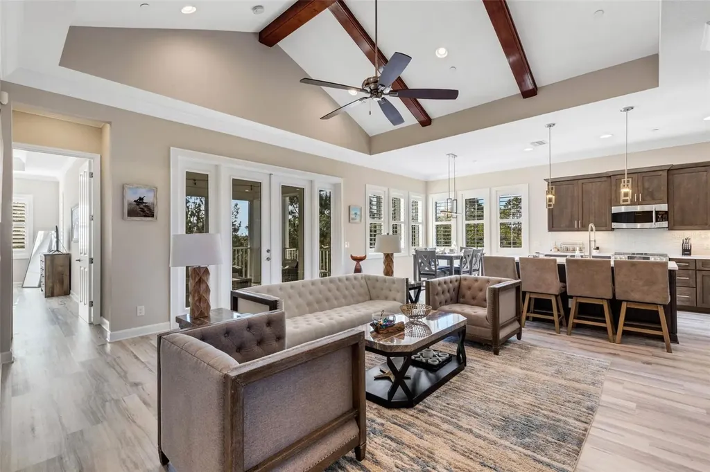 289 Sapphire Lake Drive Bradenton FL 34209