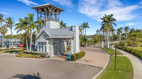289 Sapphire Lake Drive Bradenton FL 34209