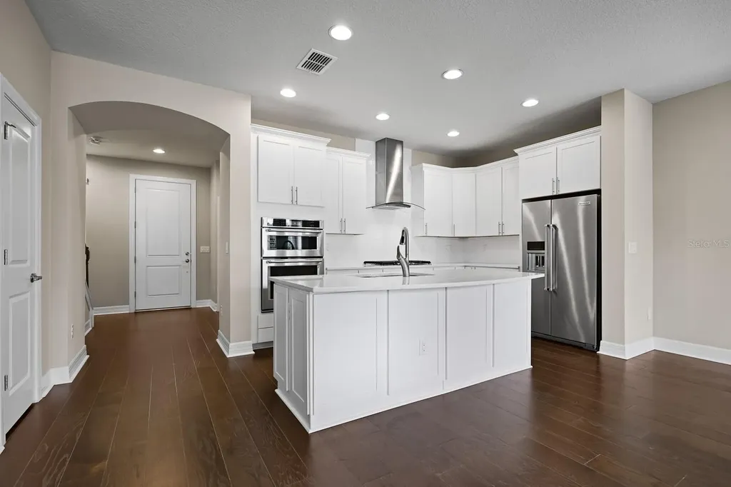 5707 Village Center Drive Lithia FL 33547