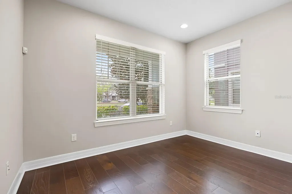 5707 Village Center Drive Lithia FL 33547