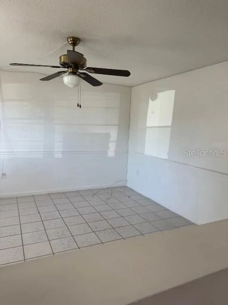 3325 Bee Ridge Road Sarasota FL 34239