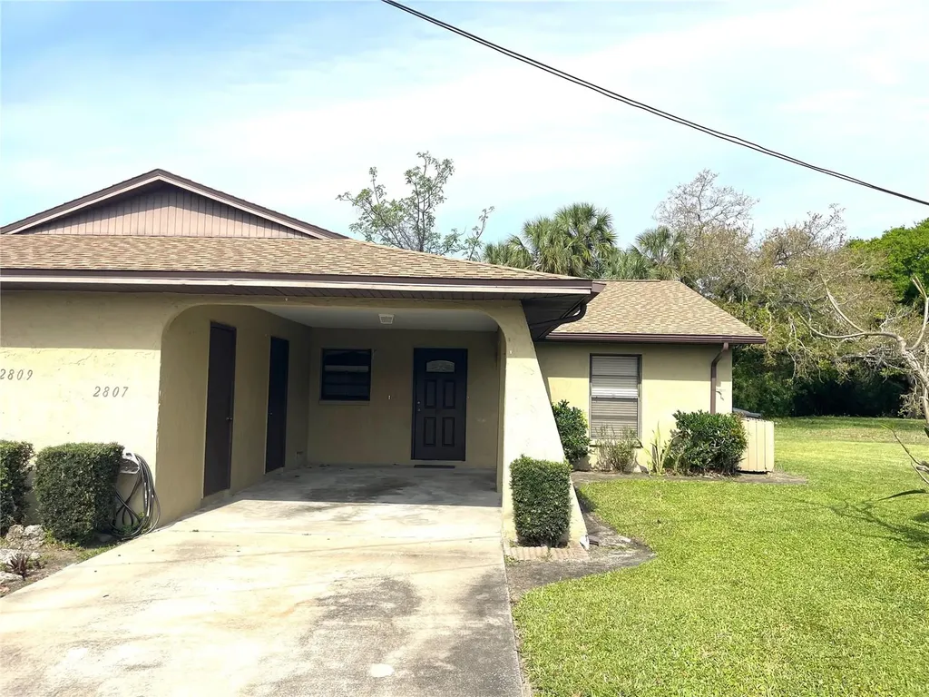 2807 48th Avenue Drive W Bradenton FL 34207