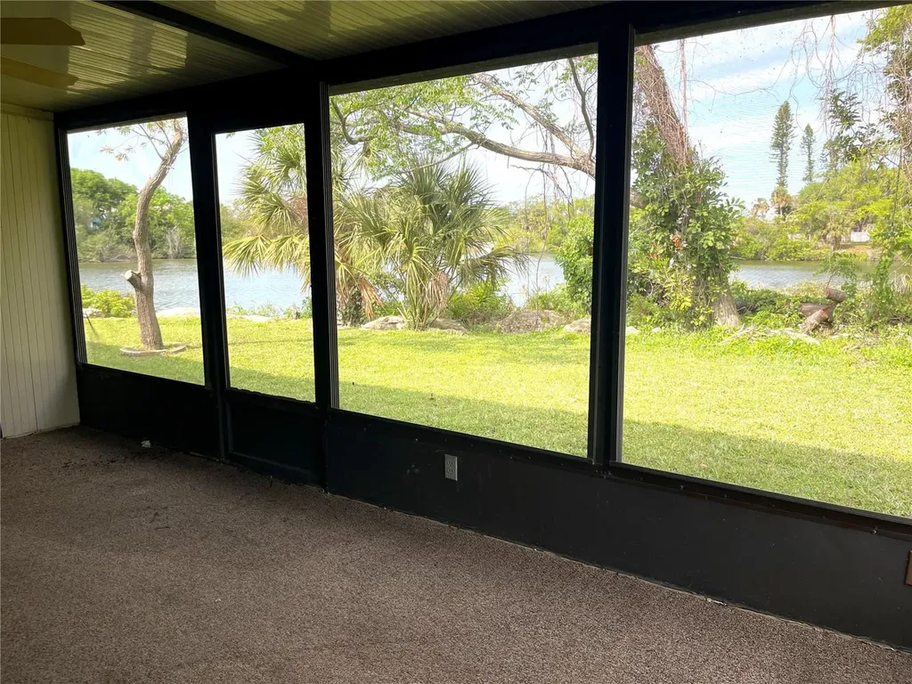 2807 48th Avenue Drive W Bradenton FL 34207