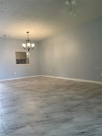 2807 48th Ave Dr W Bradenton FL 34207
