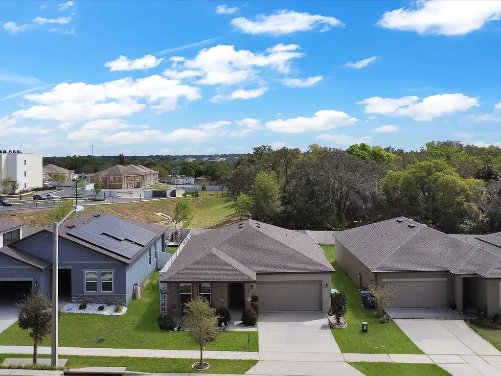 749 Orchid Grove Boulevard Davenport FL 33837
