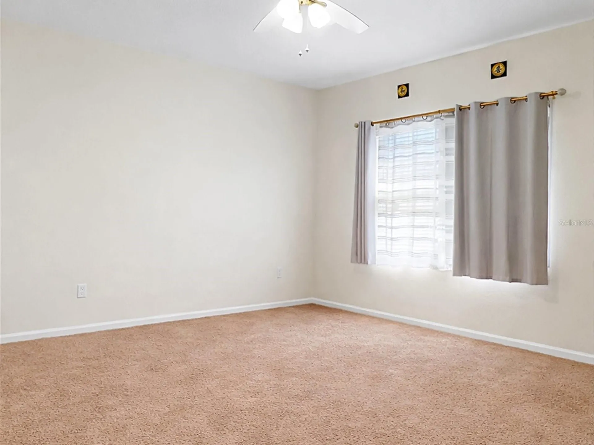 749 Orchid Grove Boulevard Davenport FL 33837