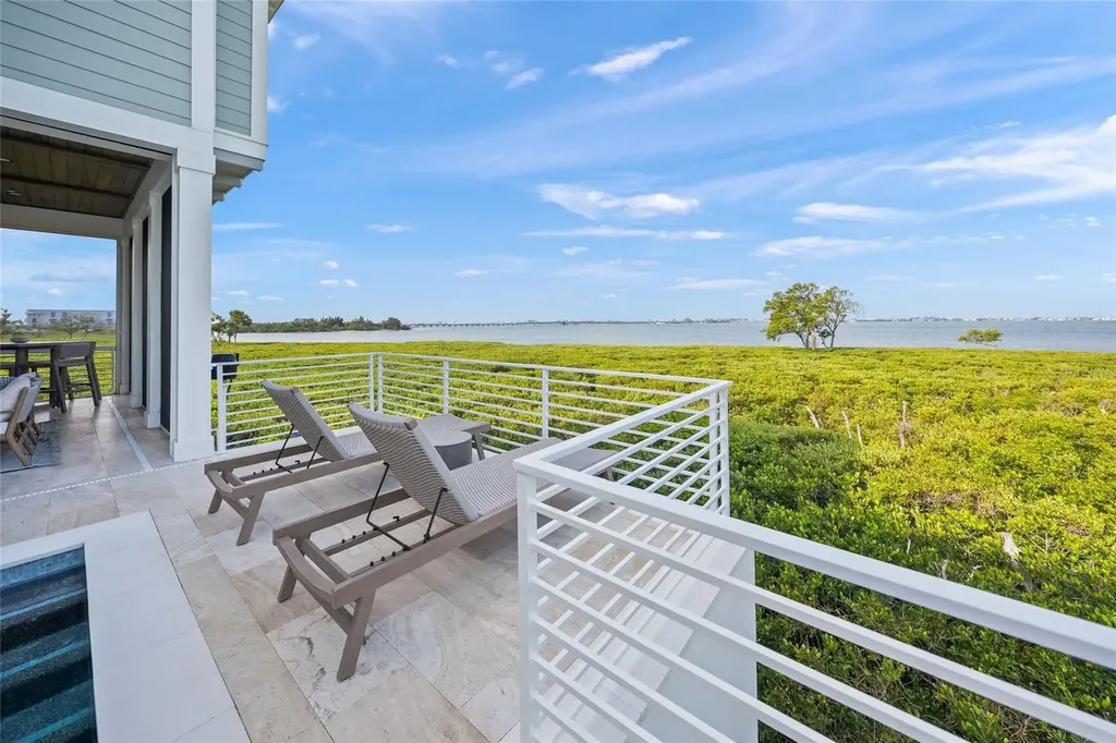 332 Harbour Sound Court Bradenton FL 34209