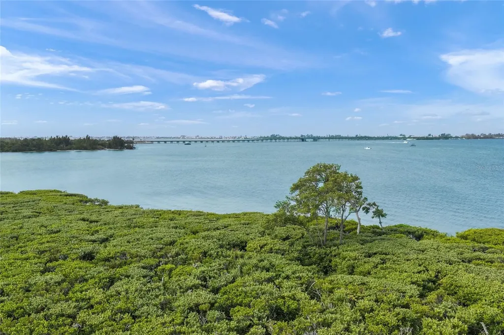 332 Harbour Sound Court Bradenton FL 34209