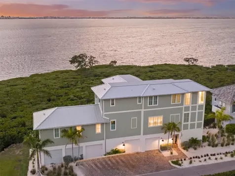 332 Harbour Sound Court Bradenton FL 34209