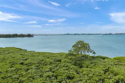 332 Harbour Sound Court Bradenton FL 34209