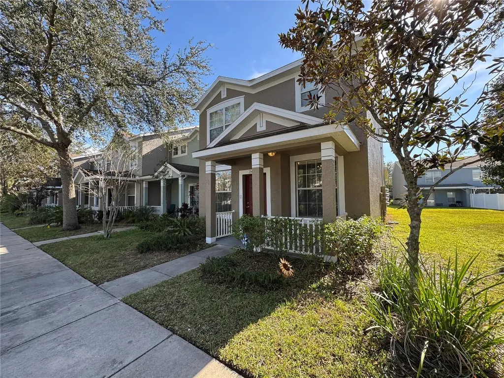 1561 Blue Magnolia Road Brandon FL 33510