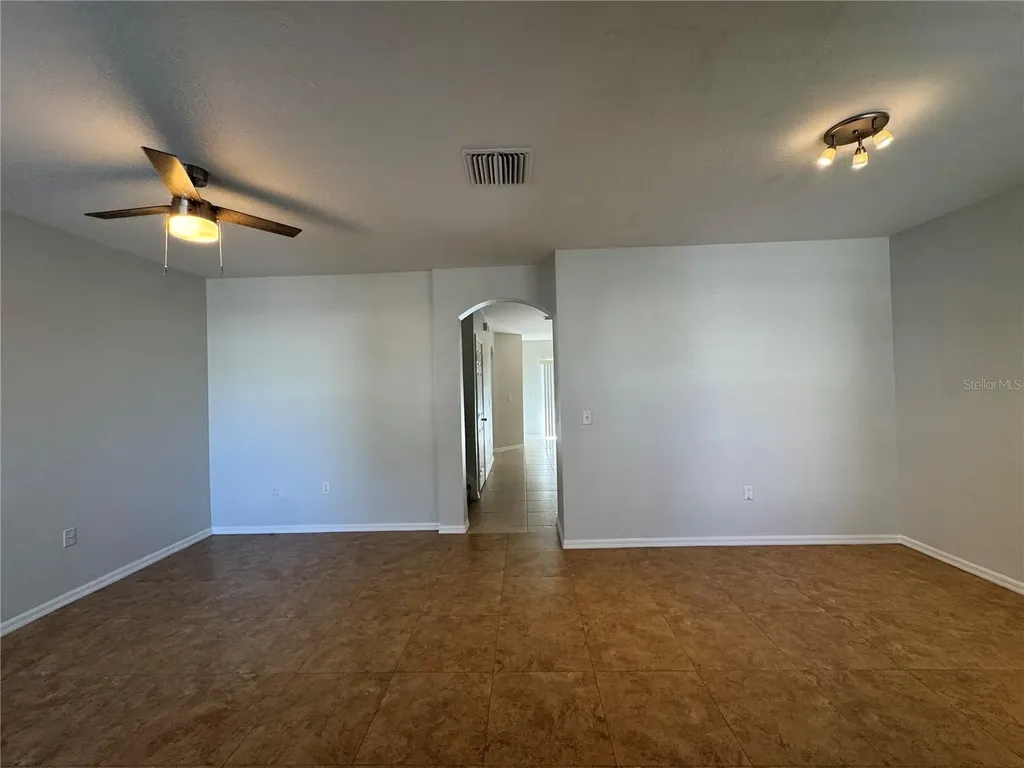 1561 Blue Magnolia Road Brandon FL 33510