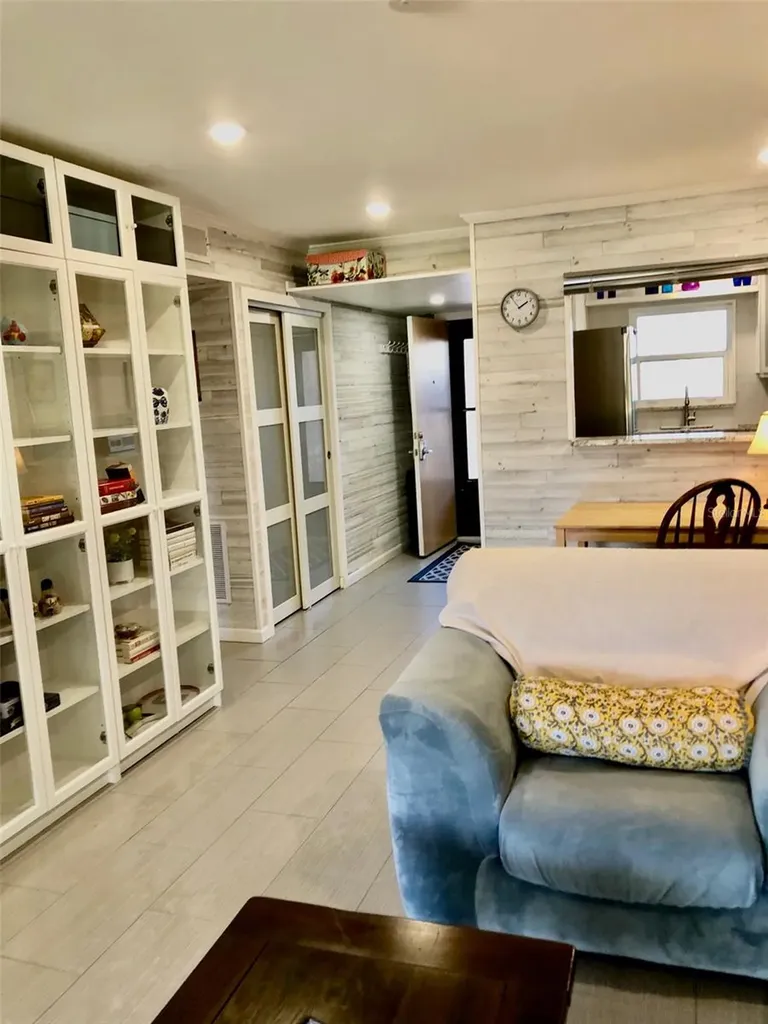 102 Capri Isles Boulevard Venice FL 34292