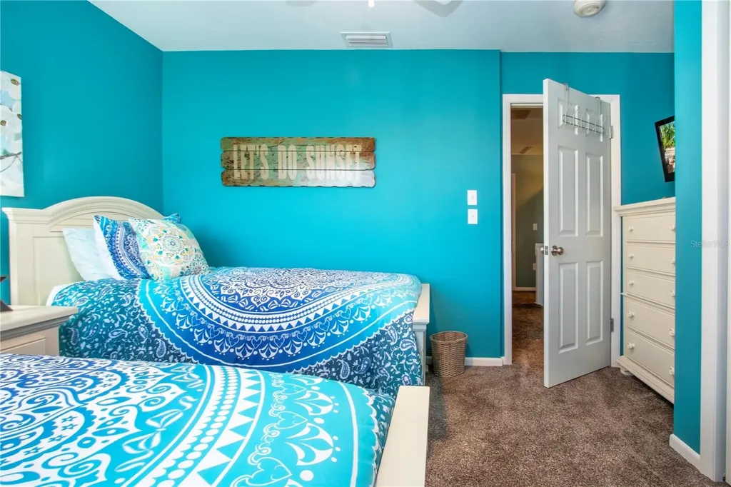 1700 Cove II Place Sarasota FL 34242