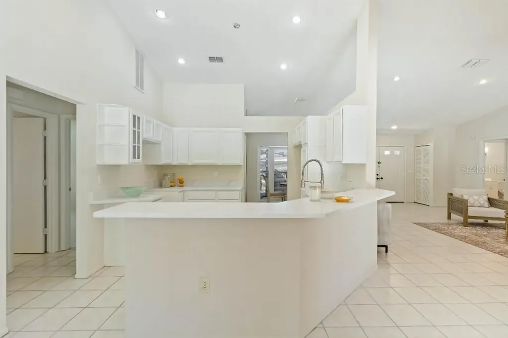5206 Woodlawn Circle E Palmetto FL 34221