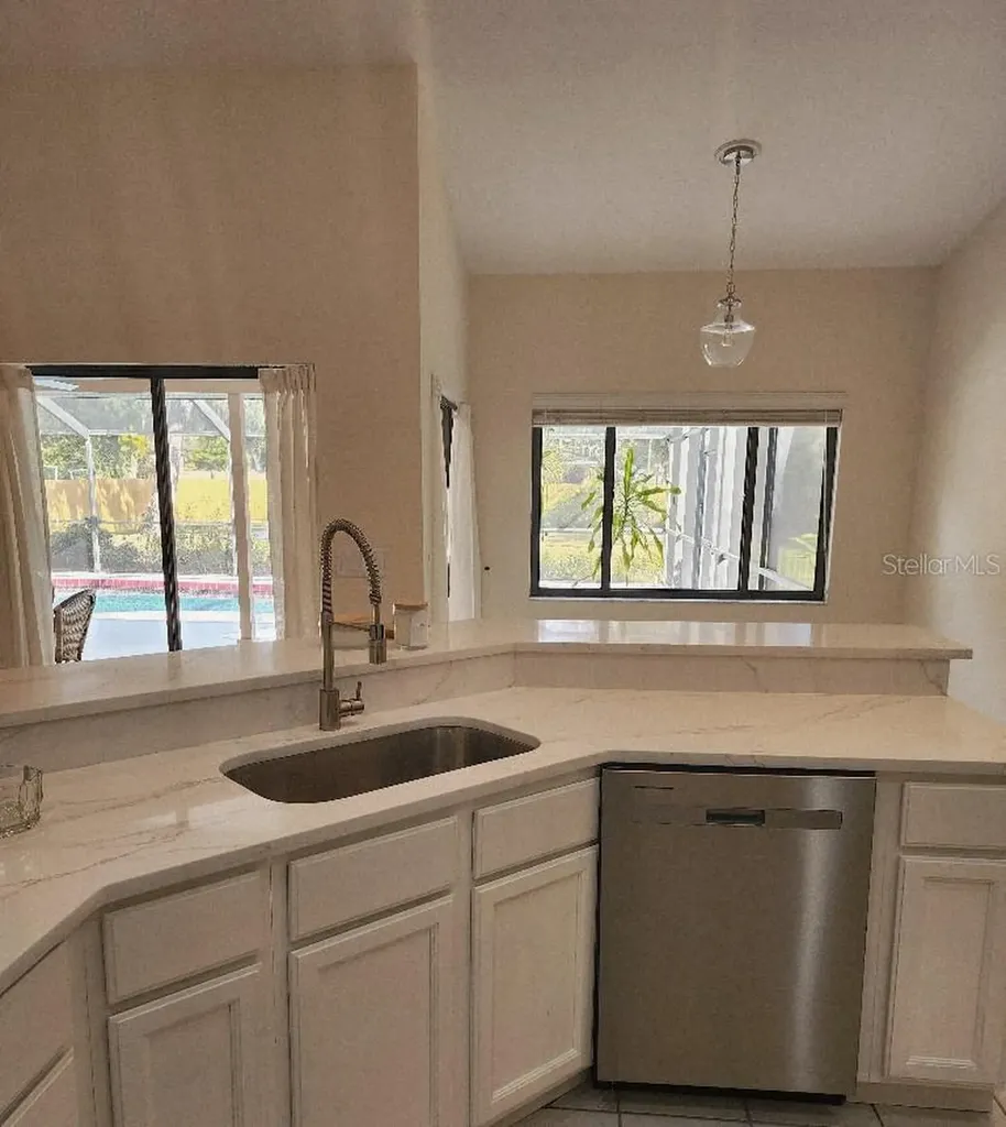 5206 Woodlawn Circle E Palmetto FL 34221