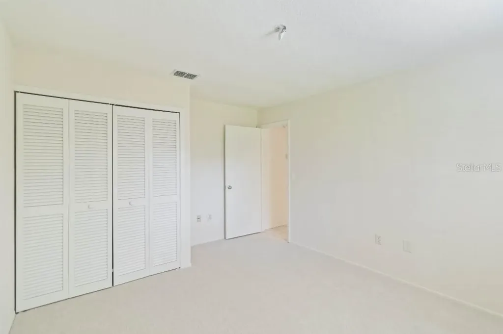 5206 Woodlawn Circle E Palmetto FL 34221