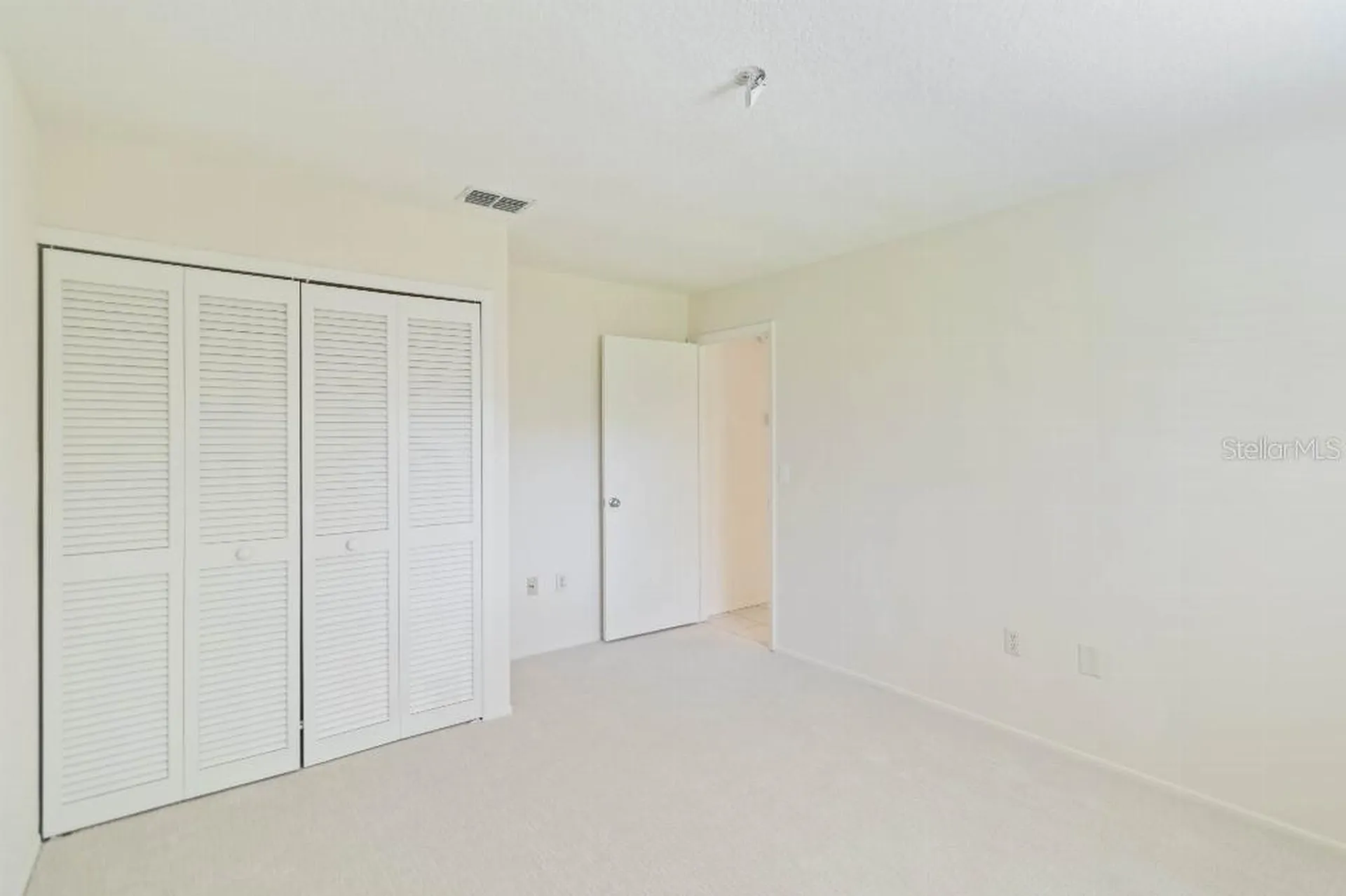 5206 Woodlawn Circle E Palmetto FL 34221