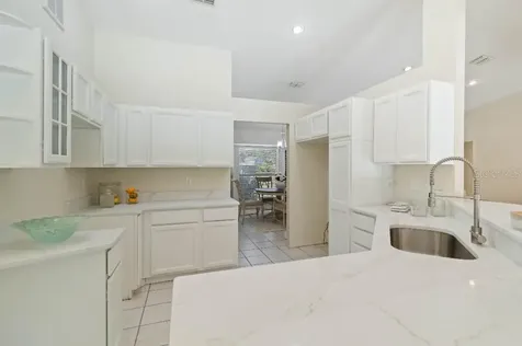 5206 Woodlawn Circle E Palmetto FL 34221
