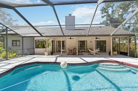 5206 Woodlawn Circle E Palmetto FL 34221