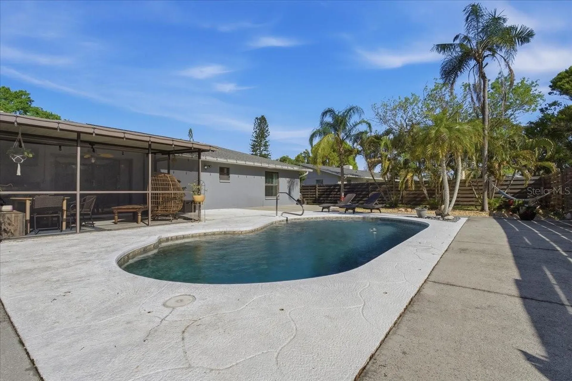 1467 Georgetowne Drive Sarasota FL 34232