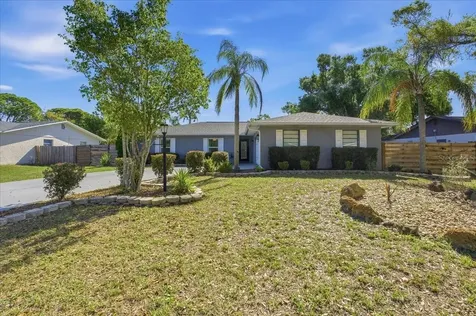 1467 Georgetowne Drive Sarasota FL 34232