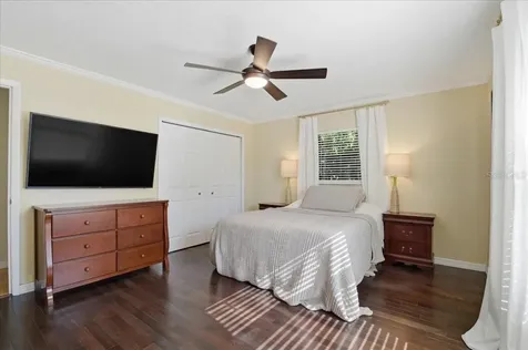 1467 Georgetowne Drive Sarasota FL 34232