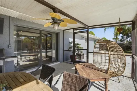 1467 Georgetowne Drive Sarasota FL 34232