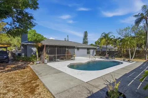 1467 Georgetowne Drive Sarasota FL 34232