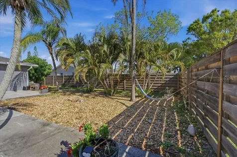 1467 Georgetowne Drive Sarasota FL 34232