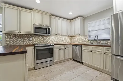1467 Georgetowne Drive Sarasota FL 34232