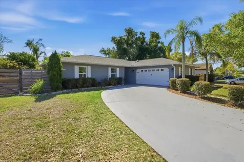 1467 Georgetowne Drive Sarasota FL 34232