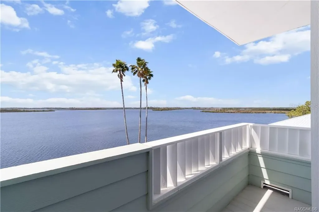 12010 W Bayshore Drive Crystal River FL 34429