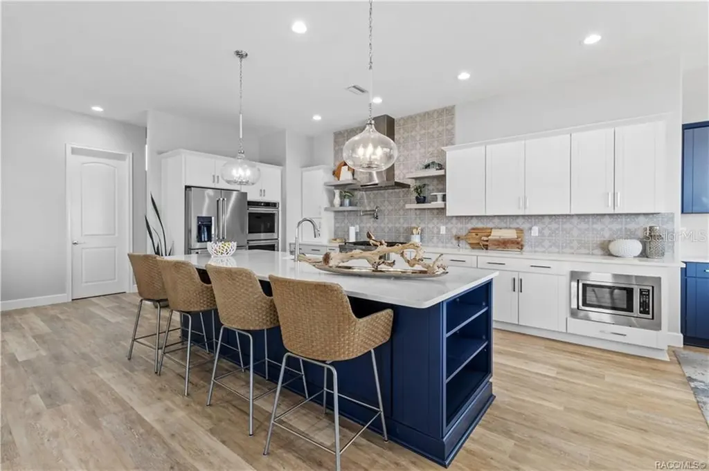 12010 W Bayshore Drive Crystal River FL 34429