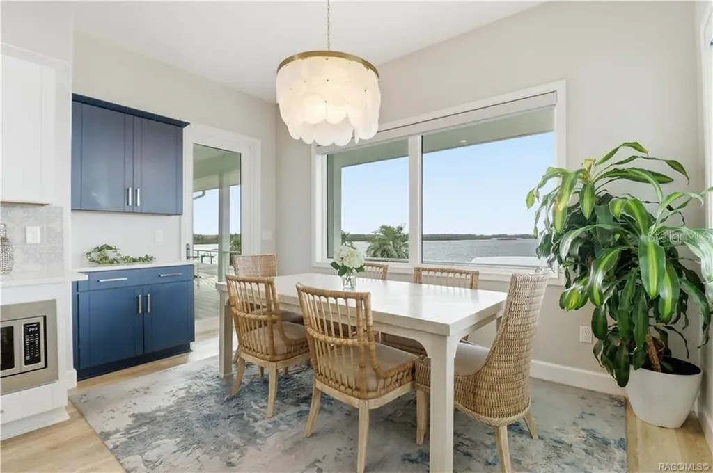 12010 W Bayshore Drive Crystal River FL 34429