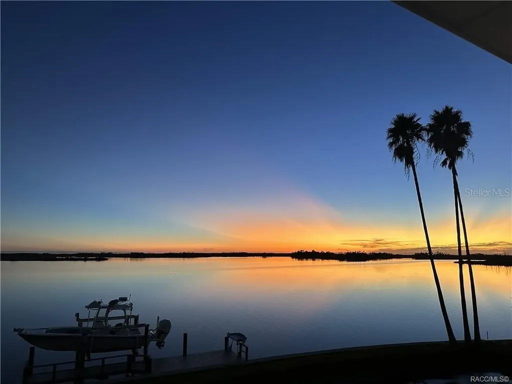 12010 W Bayshore Drive Crystal River FL 34429