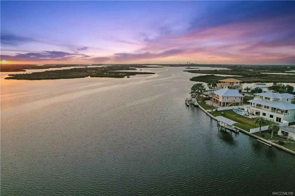 12010 W Bayshore Drive Crystal River FL 34429