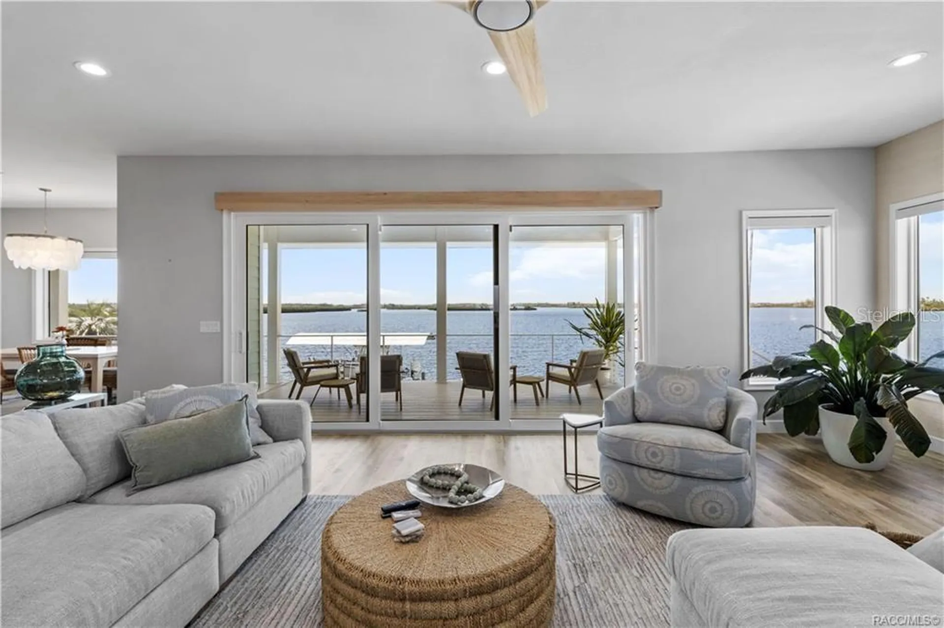 12010 W Bayshore Drive Crystal River FL 34429