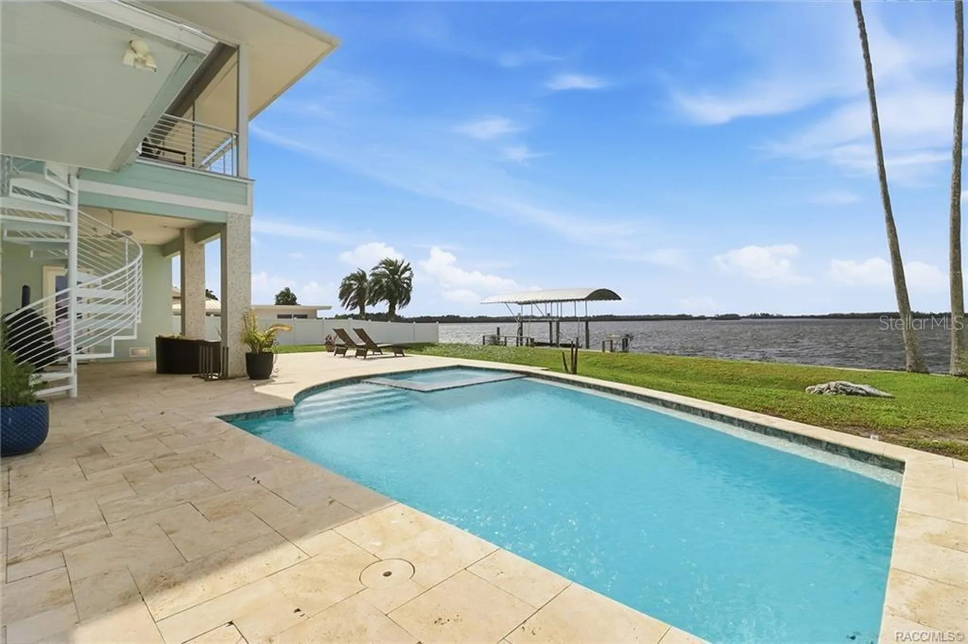 12010 W Bayshore Drive Crystal River FL 34429