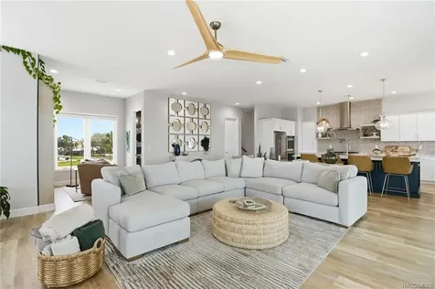 12010 W Bayshore Drive Crystal River FL 34429
