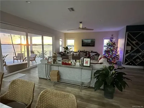 12010 W Bayshore Drive Crystal River FL 34429
