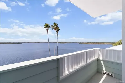 12010 W Bayshore Drive Crystal River FL 34429