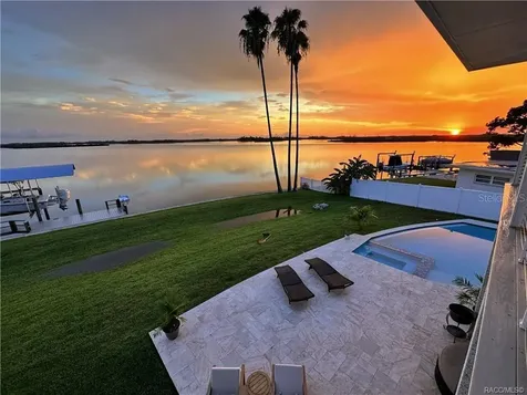 12010 W Bayshore Drive Crystal River FL 34429