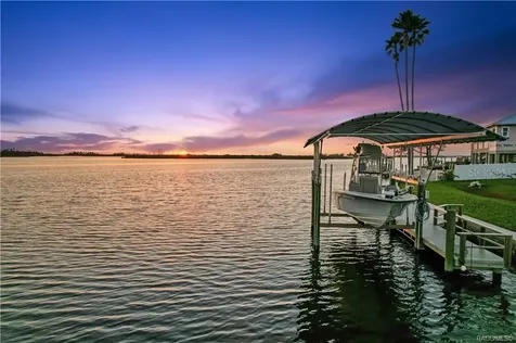 12010 W Bayshore Drive Crystal River FL 34429