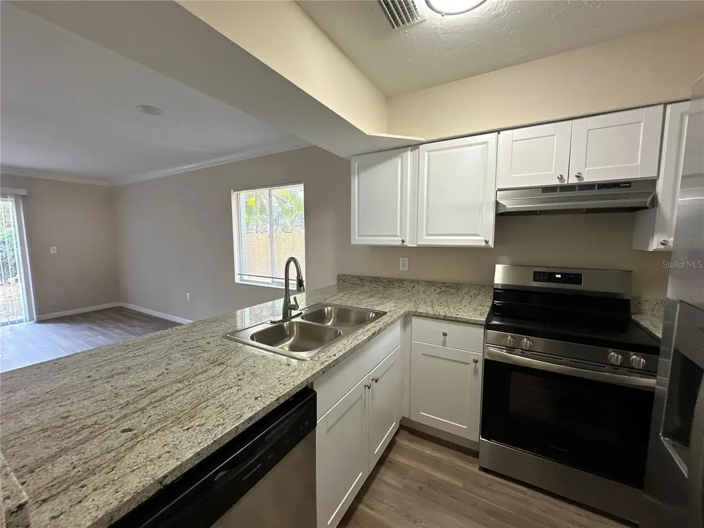 1559 7th Avenue W Bradenton FL 34205