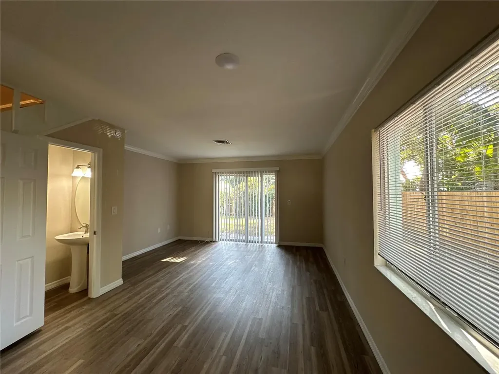 1559 7th Avenue W Bradenton FL 34205