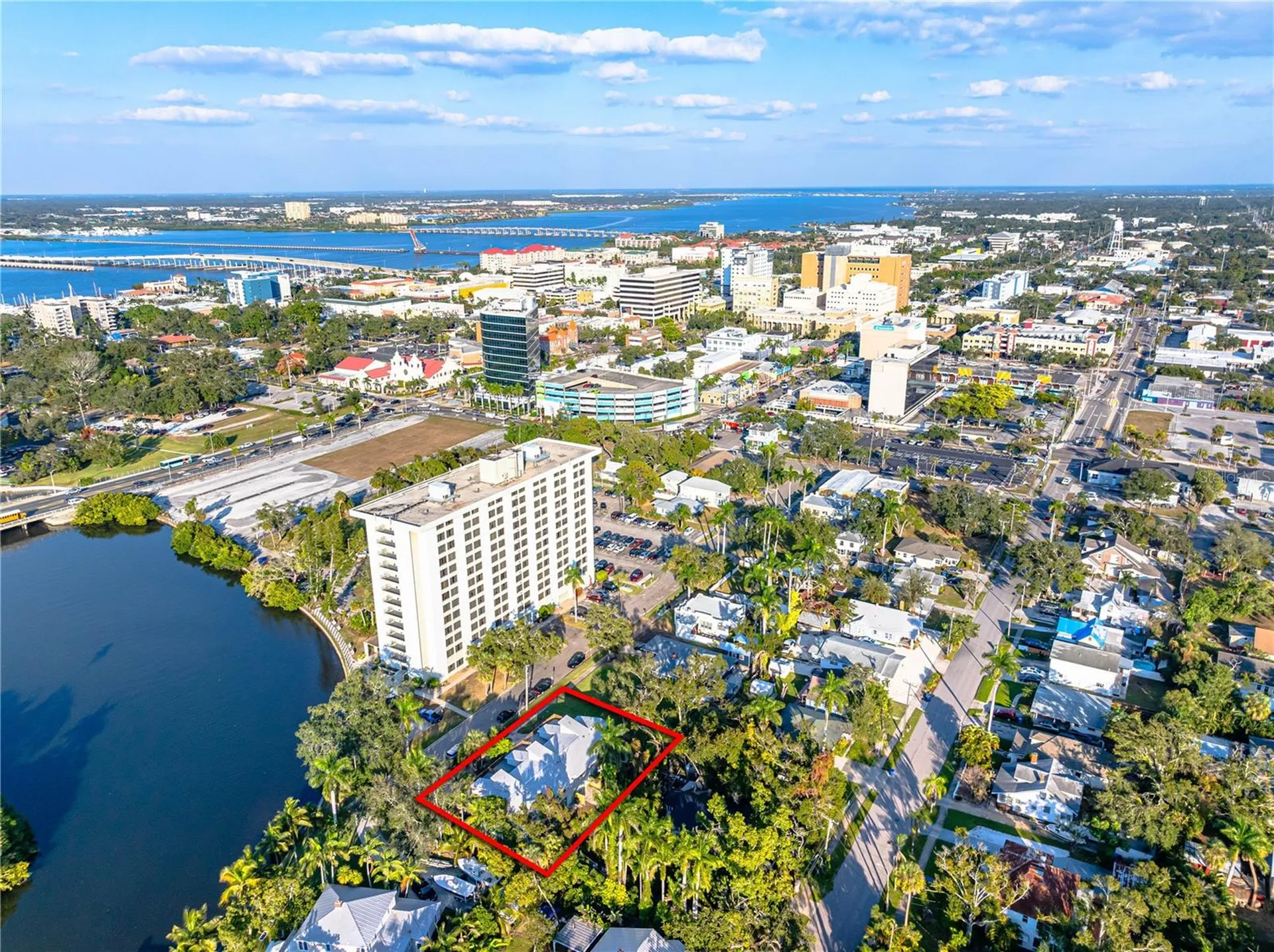 1559 7th Avenue W Bradenton FL 34205