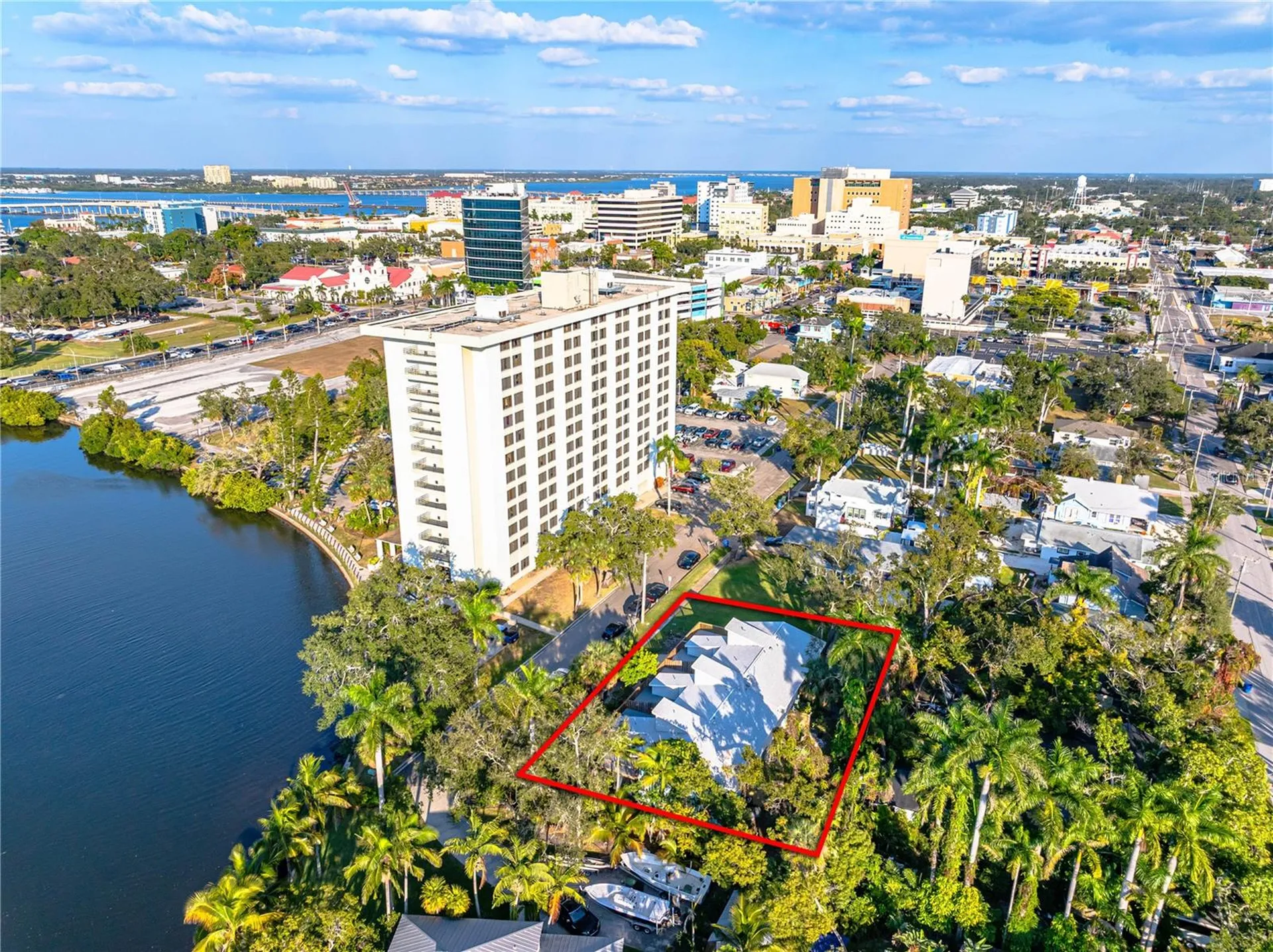 1559 7th Avenue W Bradenton FL 34205
