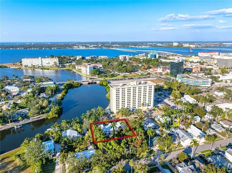 1559 7th Avenue W Bradenton FL 34205