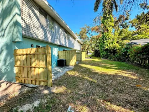 1559 7th Avenue W Bradenton FL 34205